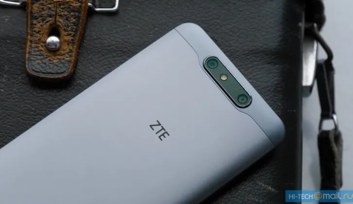 ZTE Blade V8, Smartphone Pertama ZTE dengan Kamera Ganda