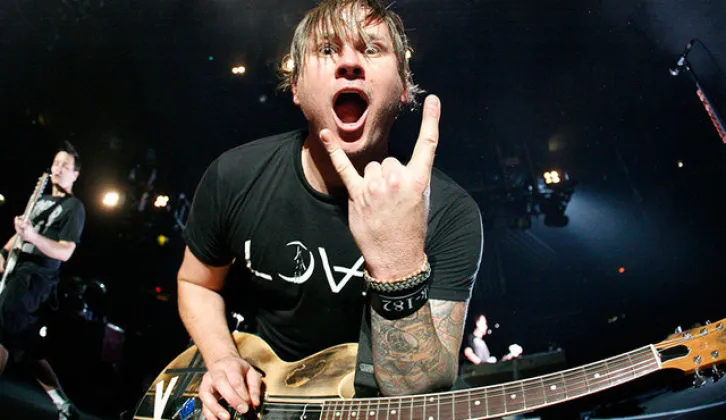 Tom Delonge Buat Film 