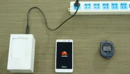 Huawei kembali memamerkan teknologi Fast Charging