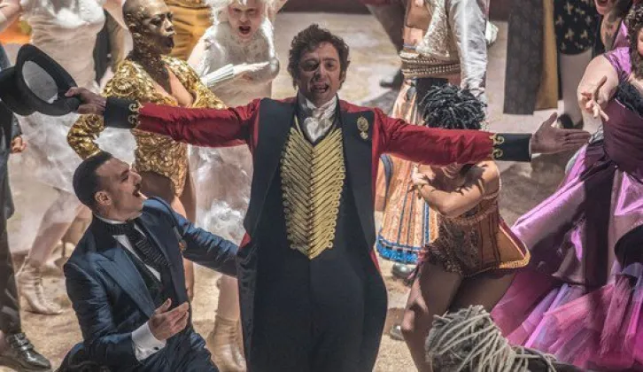 Hugh Jackman Adalah Pencipta Bisnis Hiburan dalam The Greatest Showman..