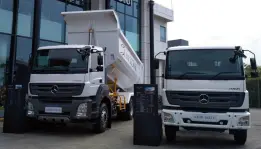 Mercedes Benz Buat Truk Produksi Indonesia